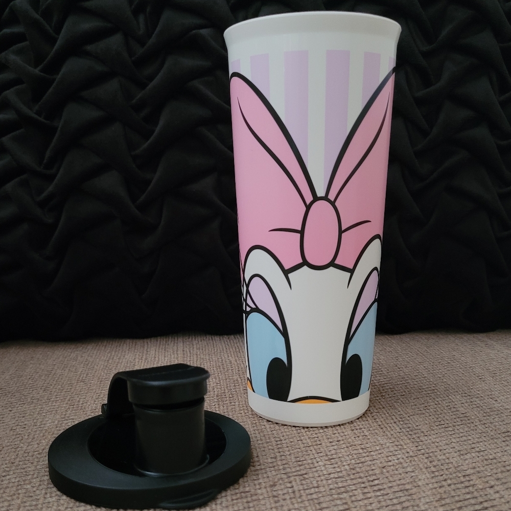TUPPERWARE DISNEY DAISY DUCK 160Z FLIP TOP TUMBLER